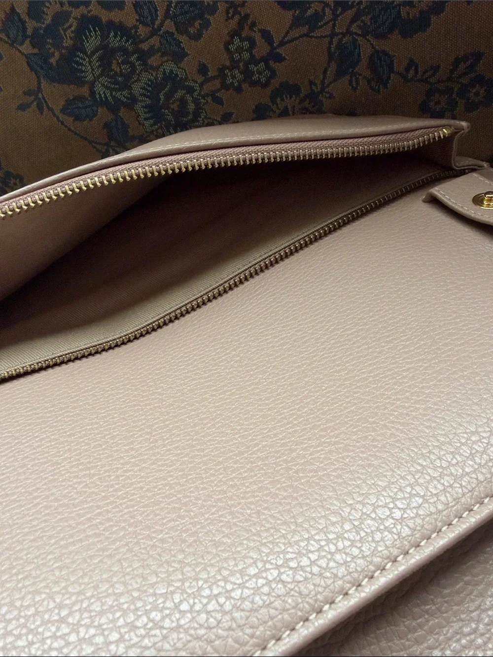 Cuyana Leather Laptop Case 13” in Blush Pink